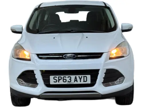 Ford Kuga SP63 AYD