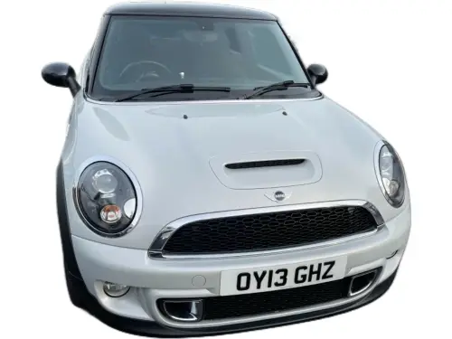 MINI Cooper S OY13 GHZ
