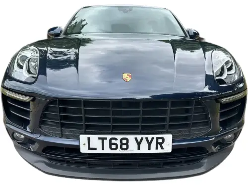 Porsche Macan LT68 YYR