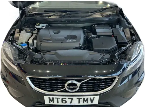 Volvo V40 R-Design T2 MT67 TMV