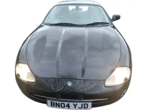 Jaguar XK8 BN04 YJD