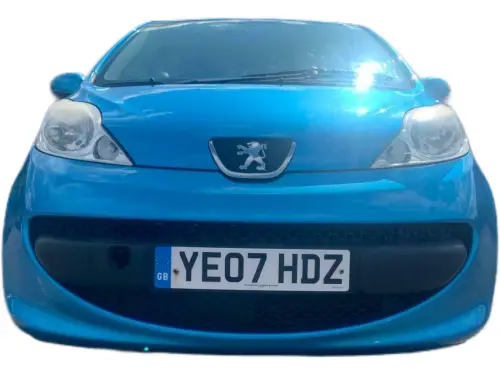 Peugeot 107 Urban YE07 HDZ