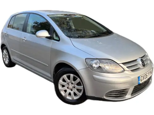Volkswagen Golf GV06 YYN