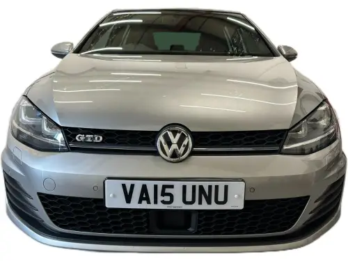 Volkswagen Golf VA15 UNU