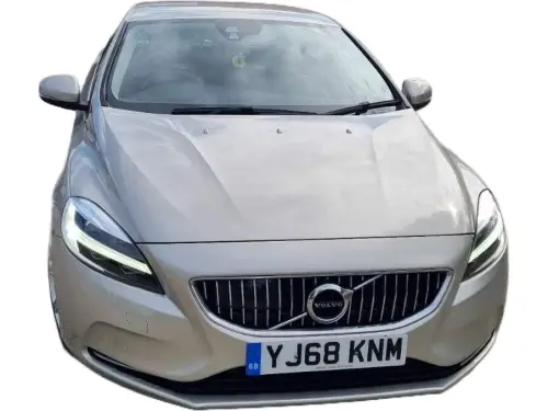 Volvo V40 YJ68 KNM