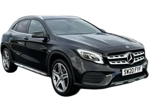 Mercedes-Benz GLA 200 AMG Line Edition + A SW20 FYF