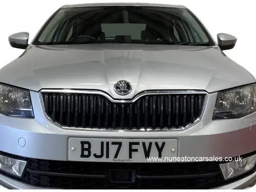 Škoda Octavia BJ17 FVY