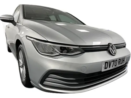 Volkswagen Golf Life TSI DV70 RUH
