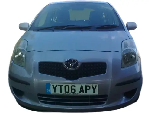 Toyota Yaris YT06 APY