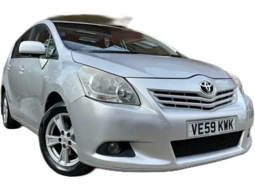 Toyota Verso VE59 KWK