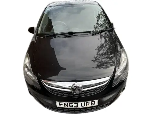 Vauxhall Corsa FN63 UFB