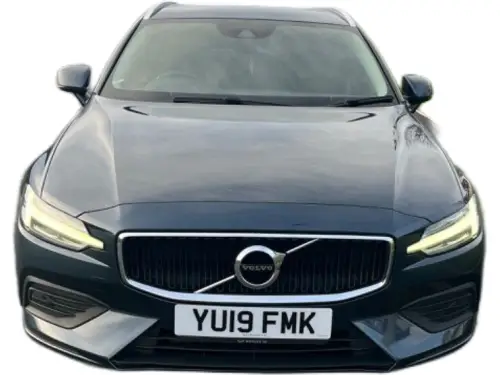 Volvo V60 Momentum + D3 Auto YU19 FMK