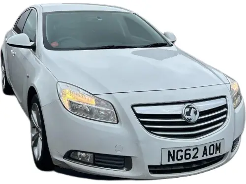 Vauxhall Insignia NG62 AOM