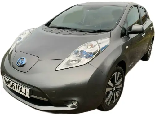 Nissan Leaf Tekna 30KWH MM66 HXJ