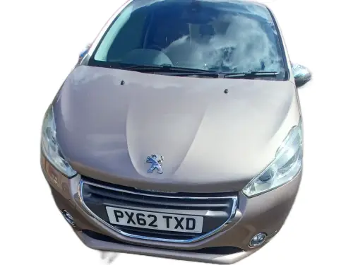Peugeot 208 Allure PX62 TXD