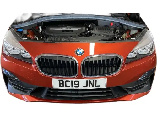 BMW 220i SE Auto BC19 JNL