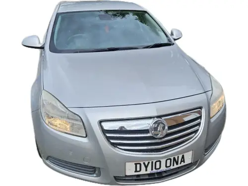 Vauxhall Insignia DY10 ONA