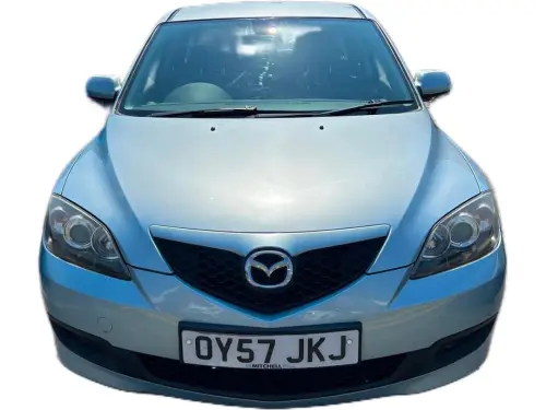 Mazda 3 OY57 JKJ