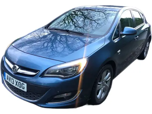 Vauxhall Astra AV13 XOG
