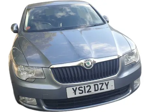 Škoda Superb YS12 DZY
