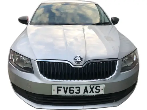 Škoda Octavia FV63 AXS