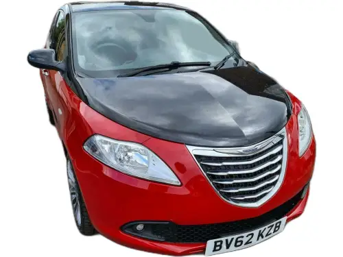 Chrysler Ypsilon Black AND RED BV62 KZB