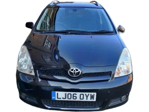 Toyota Corolla Verso Vvti Tsprt LJ06 OYW