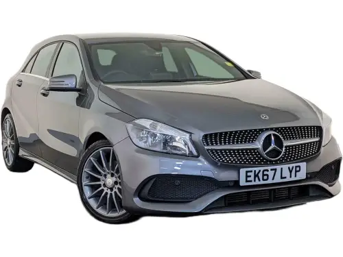 Mercedes-Benz A 180 D AMG Line EK67 LYP