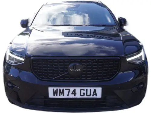 Volvo XC40 + Black Edition B4 MHEV A WM74 GUA