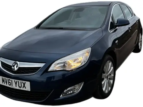 Vauxhall Astra MV61 YUX