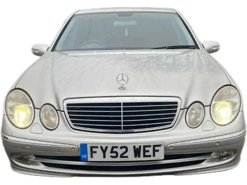 Mercedes-Benz E FY52 WEF