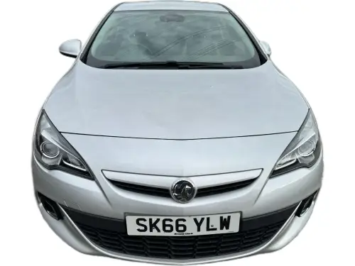 Vauxhall Astra SK66 YLW