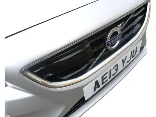Volvo V40 AE13 YJU