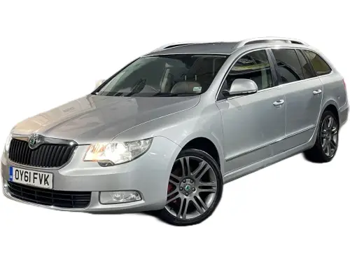Škoda Superb OY61 FVK
