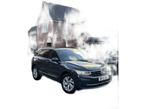 Volkswagen Tiguan Life TSI S-A BP21 GKL
