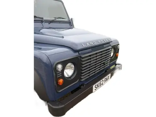 Land Rover Defender SK62 RWX