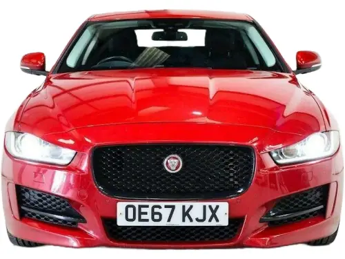 Jaguar XE OE67 KJX