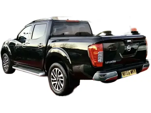 Nissan Navara Tekna dCi NK66 WKX