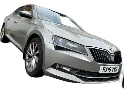 Škoda Superb RA16 YWH