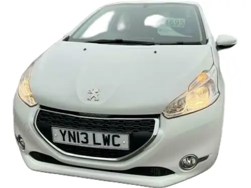 Peugeot 208 Active YN13 LWC