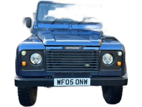 Land Rover Defender WF05 ONW