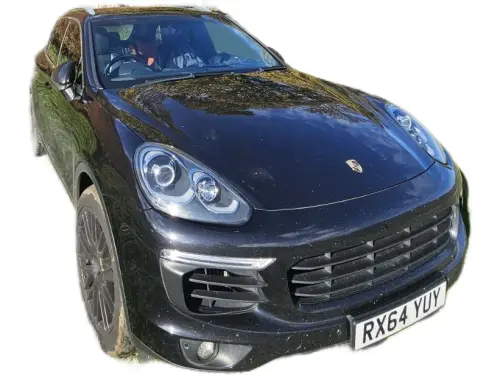 Porsche Cayenne RX64 YUY