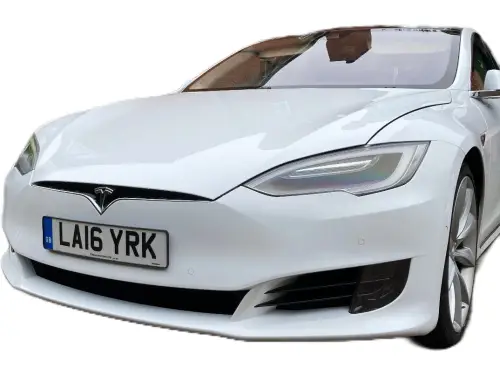 Tesla Model S LA16 YRK