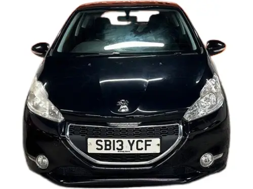 Peugeot 208 SB13 YCF