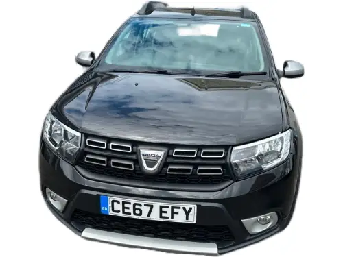 Dacia Sandero CE67 EFY