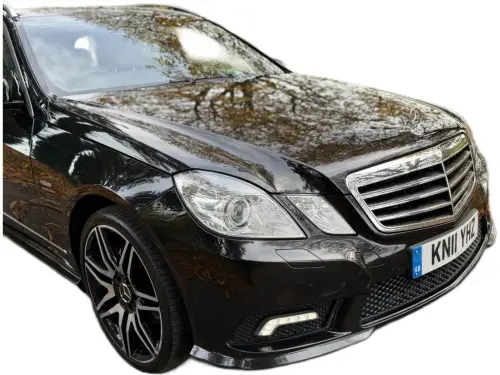 Mercedes-Benz E KN11 YHZ