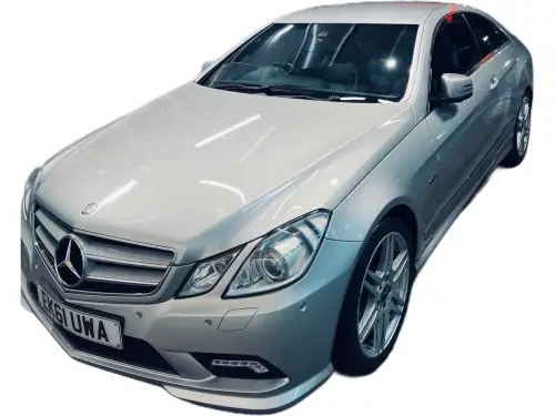 Mercedes-Benz E EK61 UWA