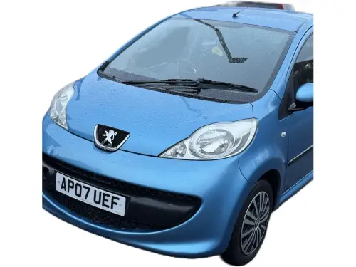 Peugeot 107 AP07 UEF