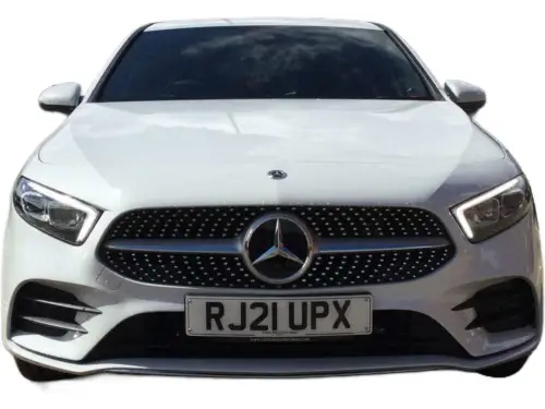 Mercedes-Benz A 250 AMG Line Executive E A RJ21 UPX