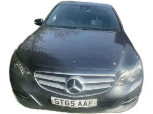 Mercedes-Benz E ST65 AAF